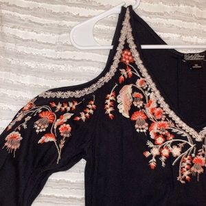 Lucky brand cold shoulder top